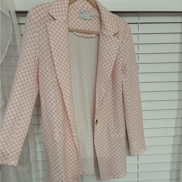 ASOS Set - Picture 2 of 5